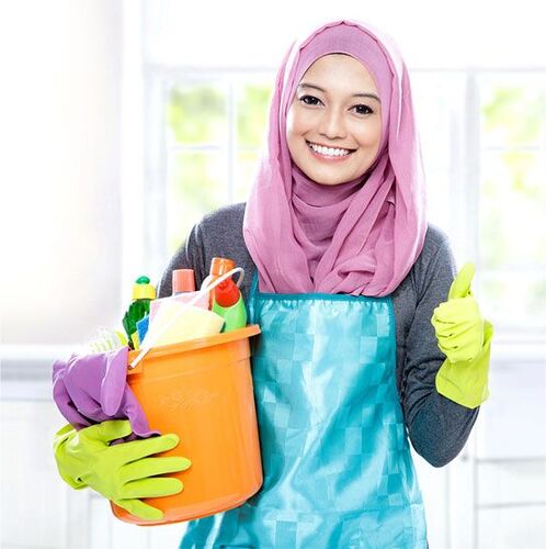 عاملة نظافة بالشهر فى جده الصفا