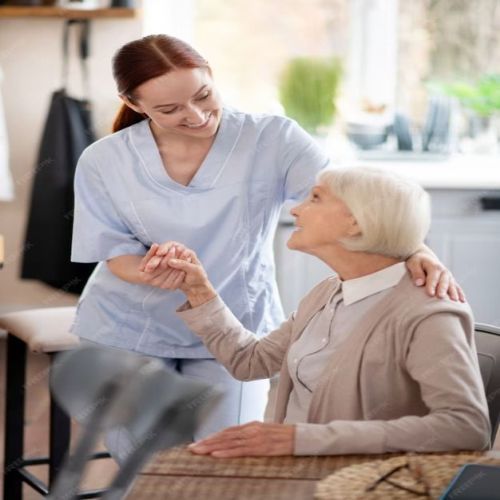 رعاية كبار السن بتبوك